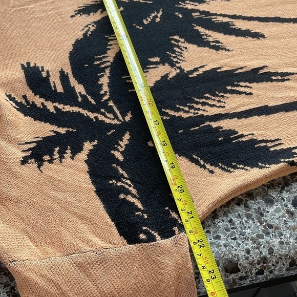 KOMODO women’s tunic length long sleeve sweater, palm tree accent vanity, size 3 - Picture 5 of 10